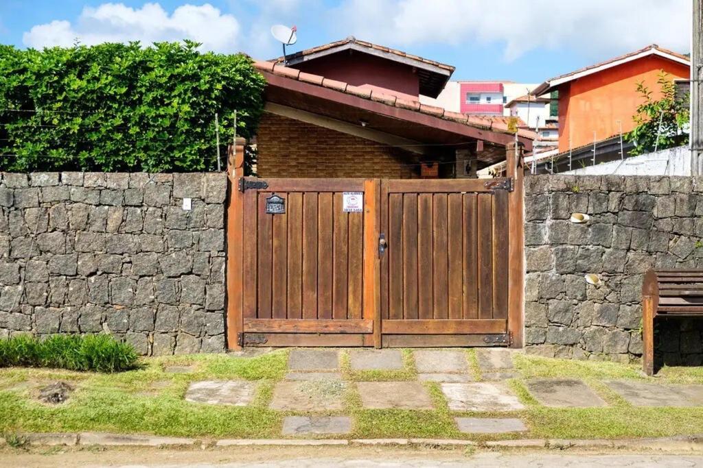 Bh4 - Bh4: Casa Com Piscina Ao Lado Da Praia Grande Ubatuba Exterior foto